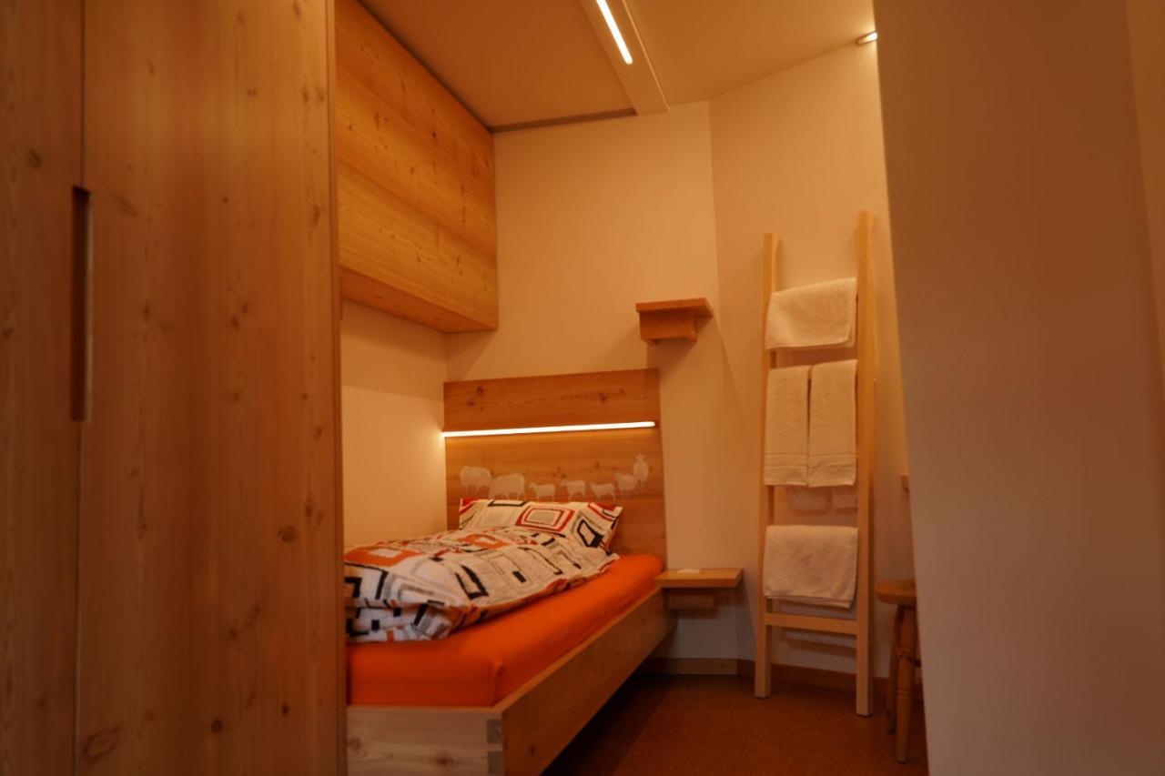Crusch 32 Apartment ซาเมอดัน ภายนอก รูปภาพ