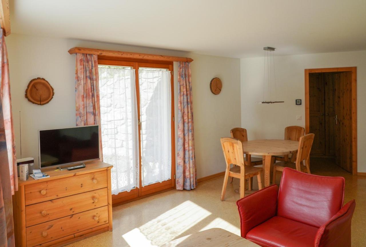 Crusch 32 Apartment ซาเมอดัน ภายนอก รูปภาพ