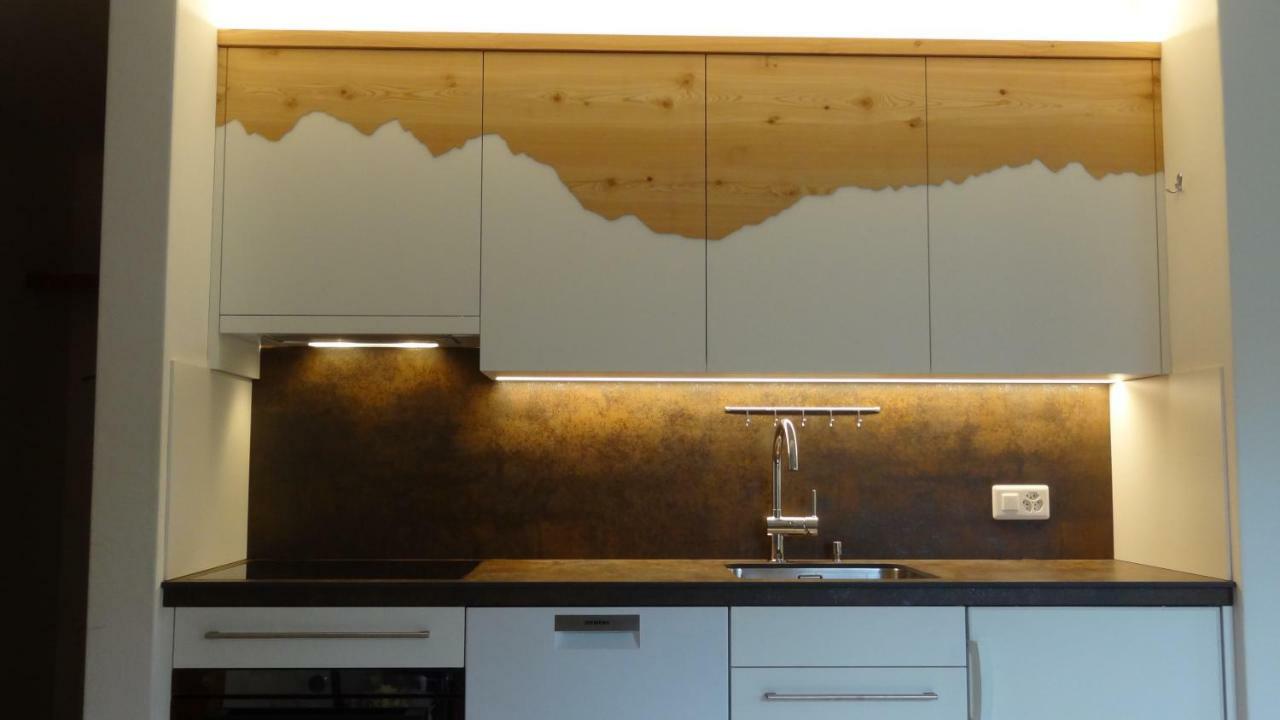 Crusch 32 Apartment ซาเมอดัน ภายนอก รูปภาพ